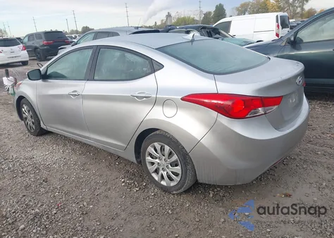2013 Hyundai Elantra Gls z USA, uszkodzony, nr VIN 5NPDH4AE1DH159629